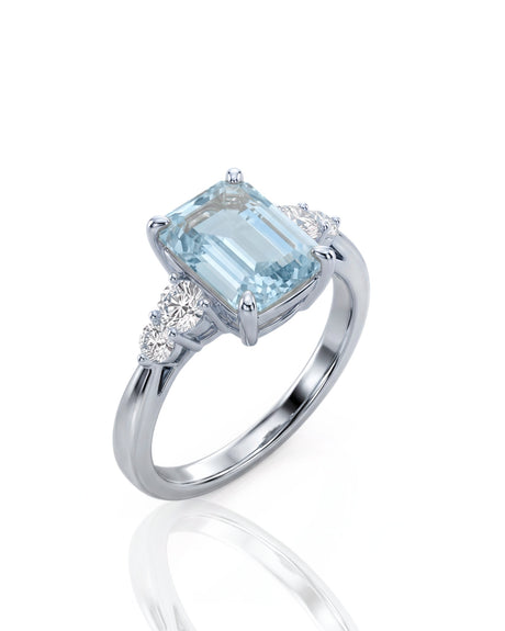 Élané emerald cut Aquamarine diamond accent ring setting in White Gold, 45-degree view | SARATTI