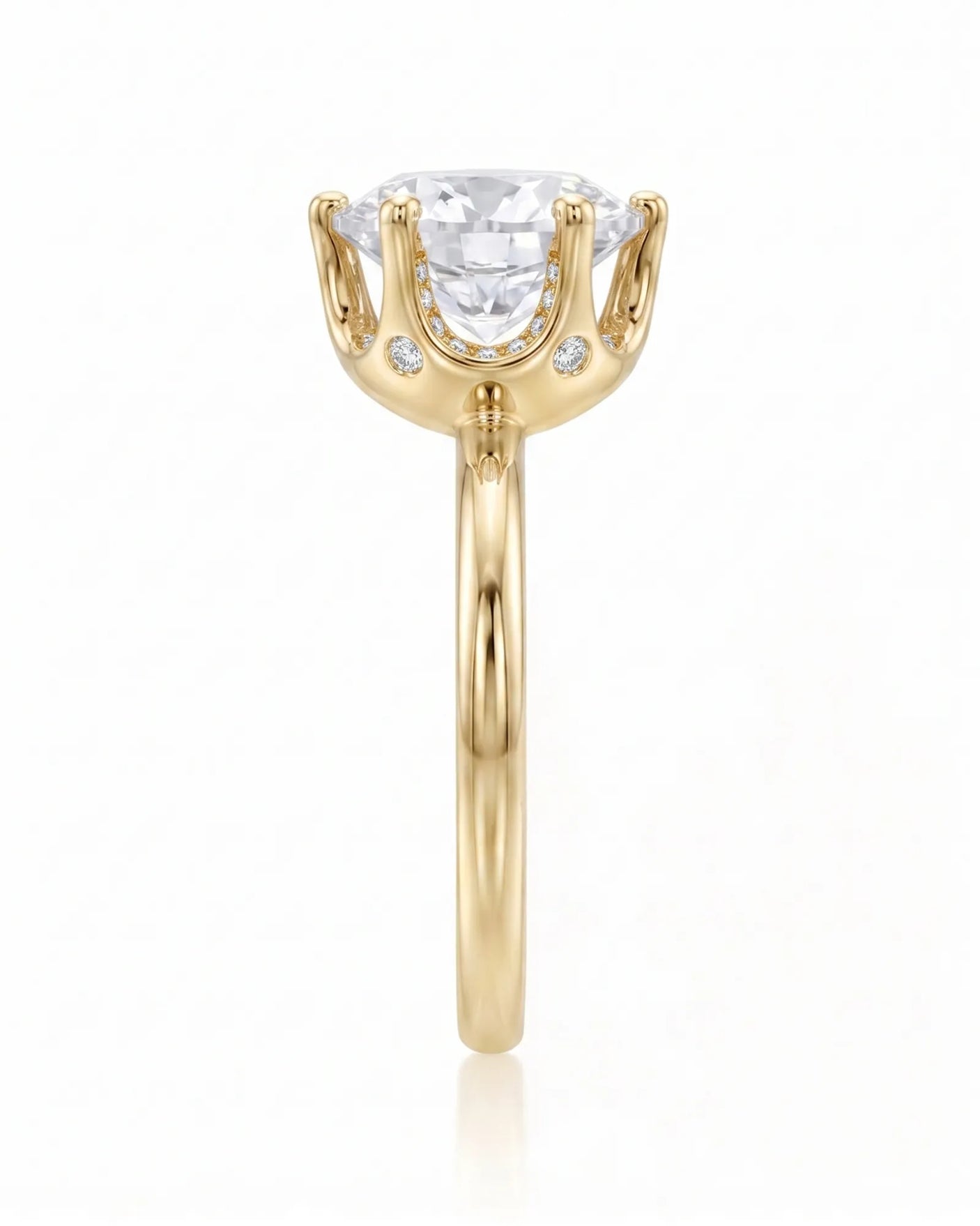 Estelle 1 carat F-colour round natural diamond crown solitaire ring in 18K yellow gold, side profile showing raised open crown basket | SARATTI