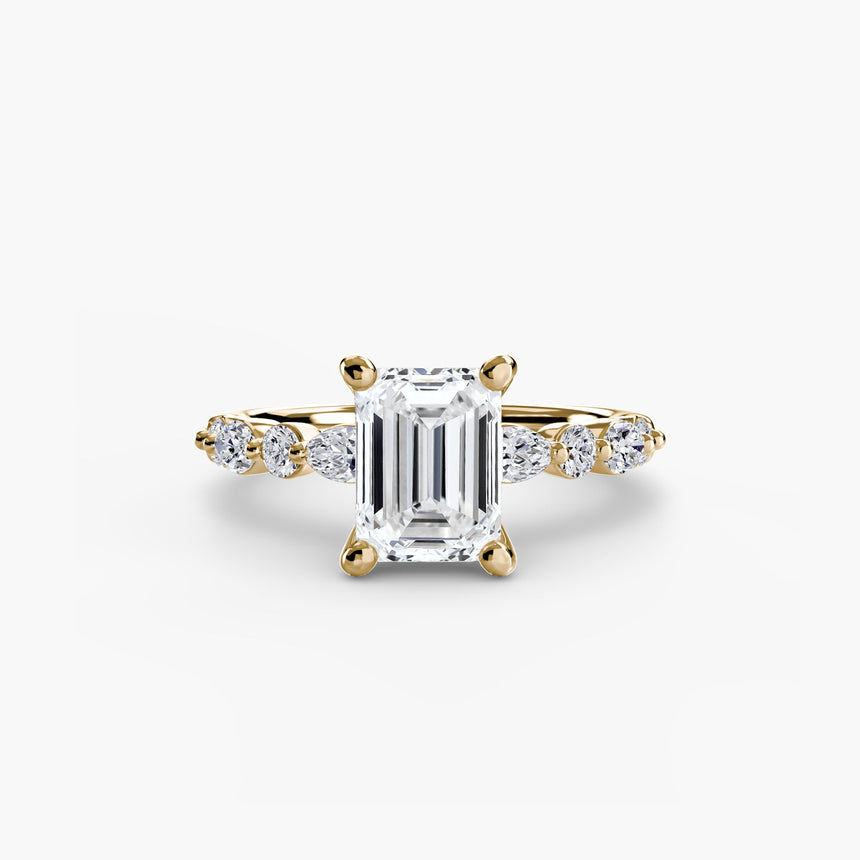 ÉTERNELLE II Emerald Cut Pavé Solitaire Ring Setting in Yellow Gold | SARATTI