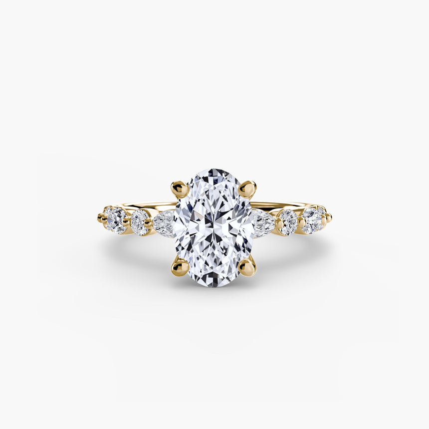 ÉTERNELLE II oval cut pavé solitaire ring setting in yellow gold | SARATTI
