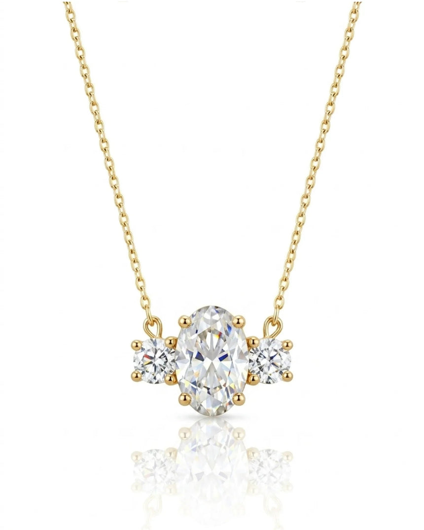 ÉTERNITÉ Oval Cut three-stone pavé necklace setting in polished white metal with 42 cm cable chain, front view | SARATTI Fine Jewelry
