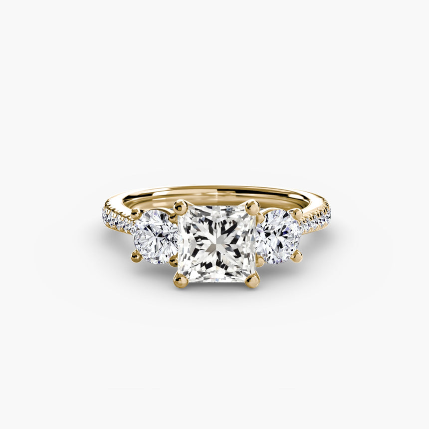 ÉTERNITÉ – Princess Cut Three-Stone Pavé Ring Setting in Yellow Gold | SARATTI