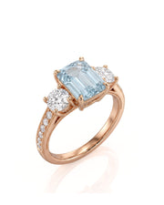 Étoile Trinity emerald cut Aquamarine three-stone diamond ring setting in Rose Gold, 45-degree view | SARATTI