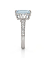 Étoile Trinity emerald cut Aquamarine three-stone diamond ring setting in White Gold, side profile | SARATTI