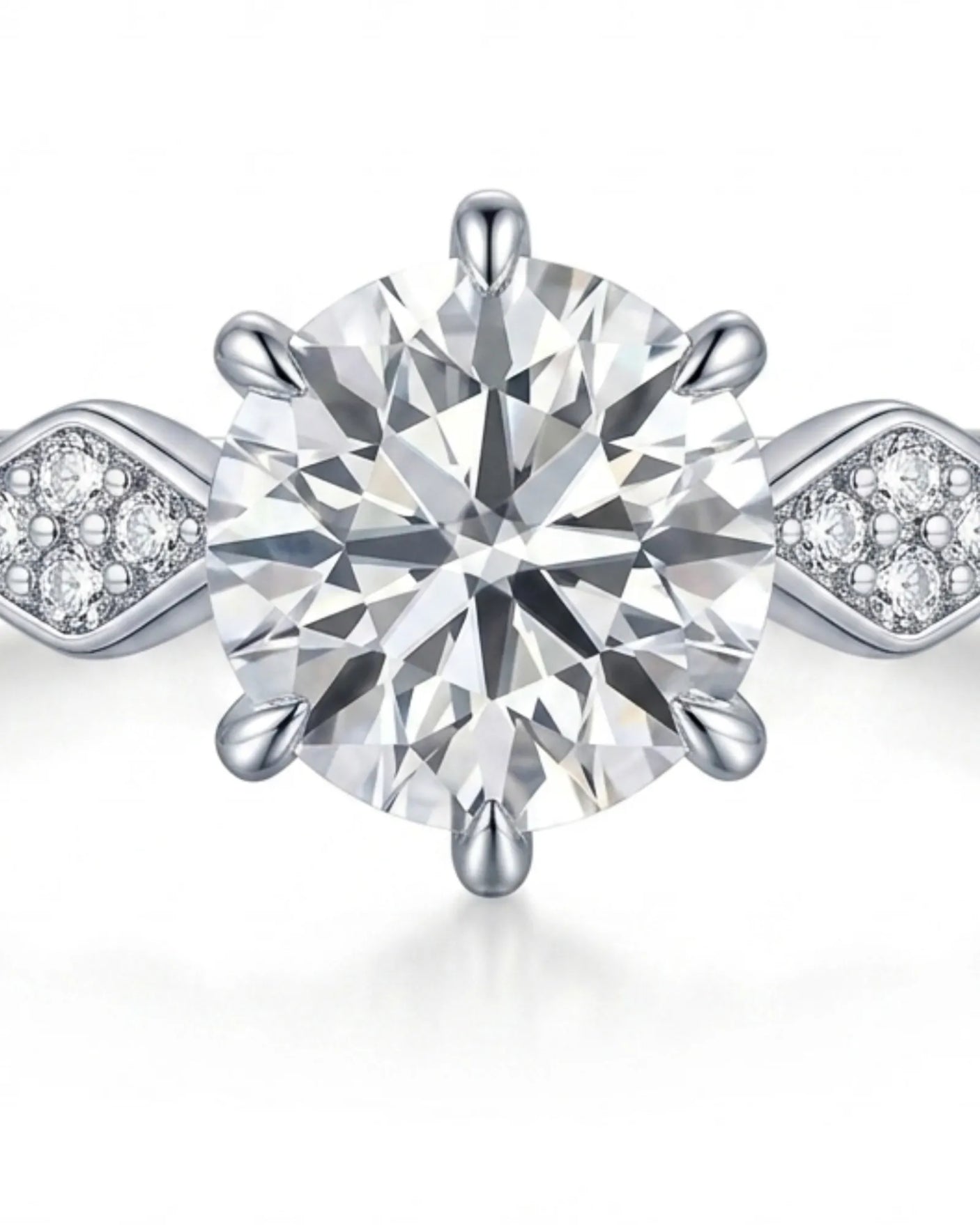 Florence 1 carat round natural diamond engagement ring in 18K white gold, macro detail of geometric round diamond shoulders | SARATTI