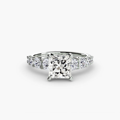 GRADUATED ACCENT – Princess Cut Diamond Ring Setting in White Gold | SARATTI