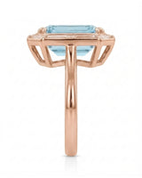 Lumière Octave emerald-cut Aquamarine ring setting in rose gold, side profile with open geometric gallery and plain shank | SARATTI