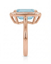 Lumière Octave emerald-cut Aquamarine ring setting in rose gold, side profile with open geometric gallery and plain shank | SARATTI