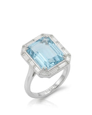 Lumière Octave emerald-cut Aquamarine baguette diamond halo ring setting in white gold, 45-degree view | SARATTI