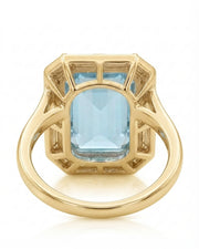Lumière Octave emerald-cut Aquamarine ring setting in yellow gold, underside showing open octagonal gallery and supported crown | SARATTI