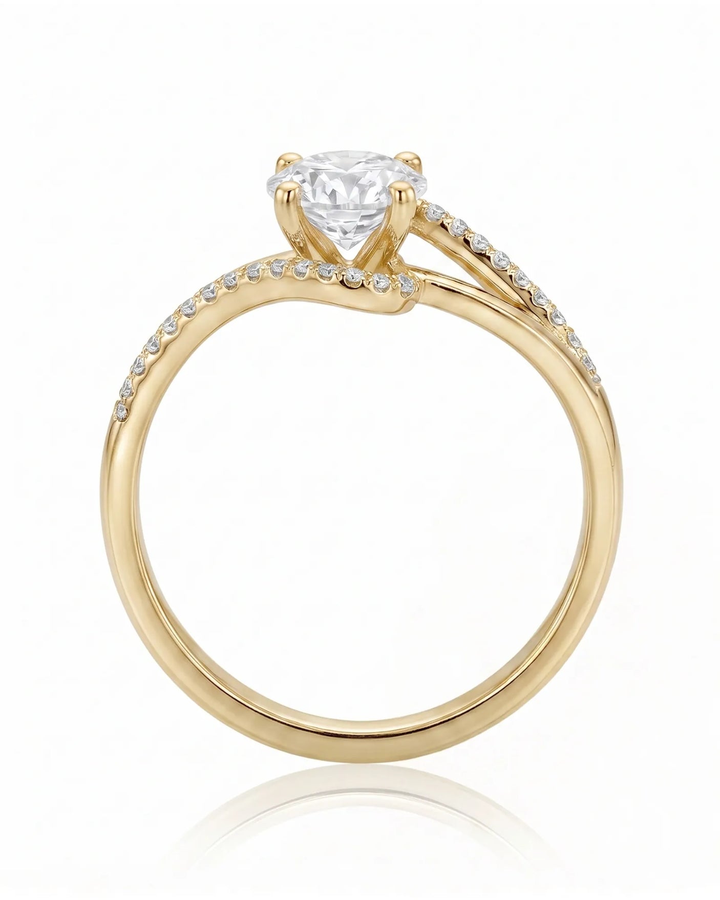 NERA 1 carat round natural diamond bypass split-shank engagement ring in 18K yellow gold, side profile showing four-prong crown | SARATTI