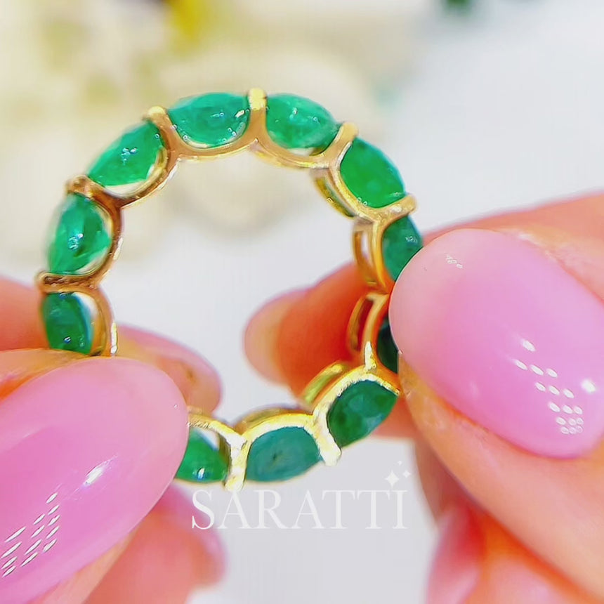 Emerald Eternity Band in Yellow Gold | Saratti Jewelry