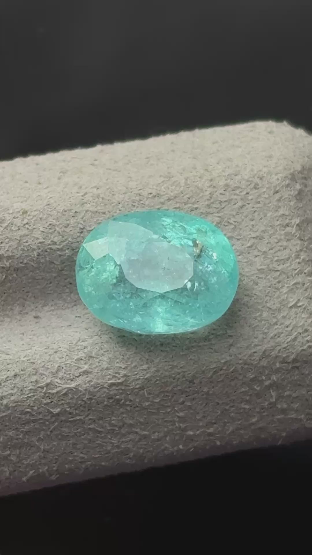 5.09 carats Natural Paraiba Tourmaline oval gemstone showing vivid neon blue colour - SARATTI