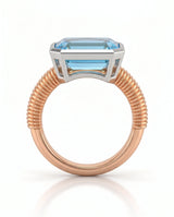 Rivage Bezel emerald-cut Aquamarine ribbed bezel solitaire ring setting in Rose Gold, profile view | SARATTI