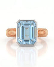 Rivage Bezel emerald-cut Aquamarine ribbed bezel solitaire ring setting in Rose Gold, top view | SARATTI
