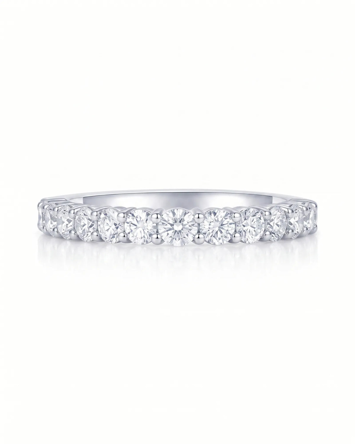 Platinum round diamond half eternity band with a continuous line of brilliant-cut diamonds | SARATTI