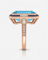 Saphira Line emerald-cut Aquamarine ring setting in rose gold, side profile with pavé shoulders and open crown gallery | SARATTI