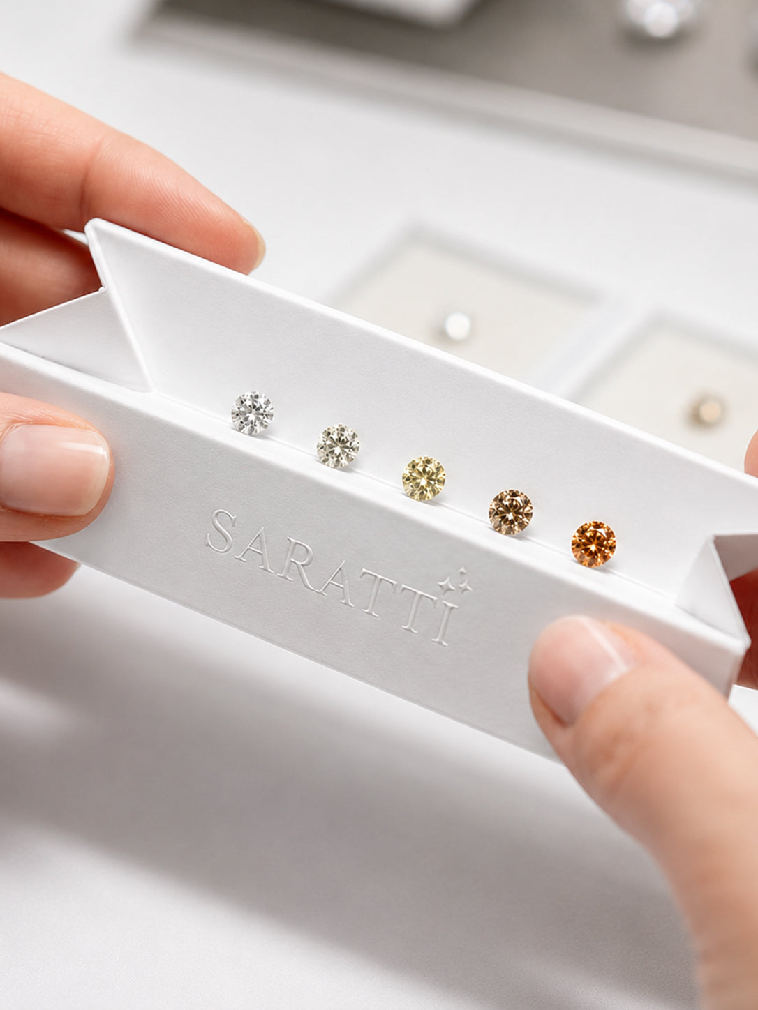 A Guide to Diamond Colour — SARATTI