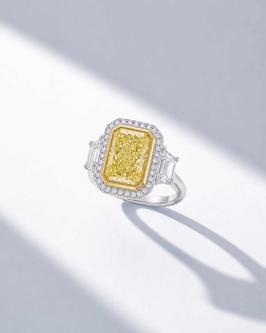 Fancy Coloured Diamonds — SARATTI