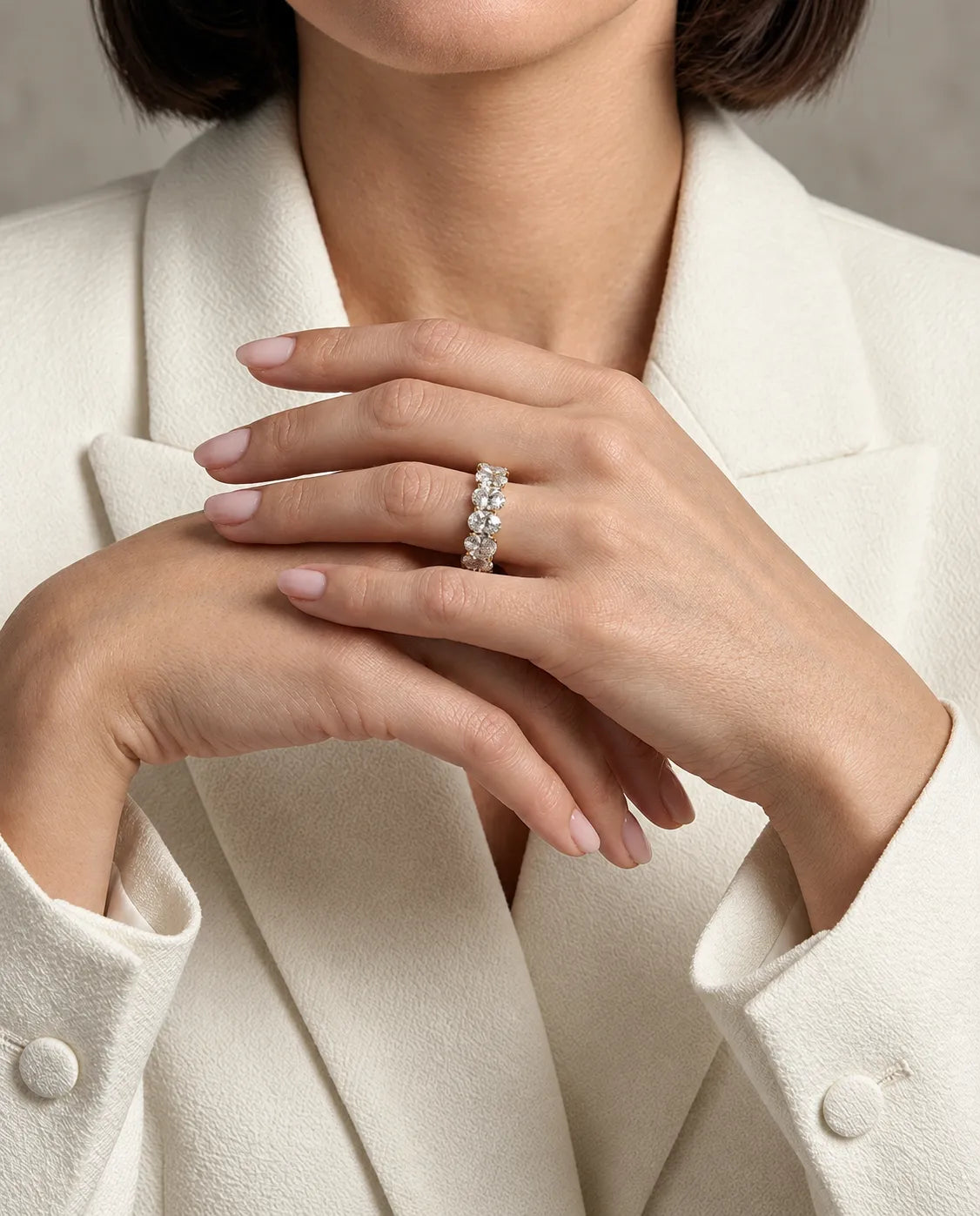 Thick oval diamond eternity wedding band in yellow gold | SARATTI
