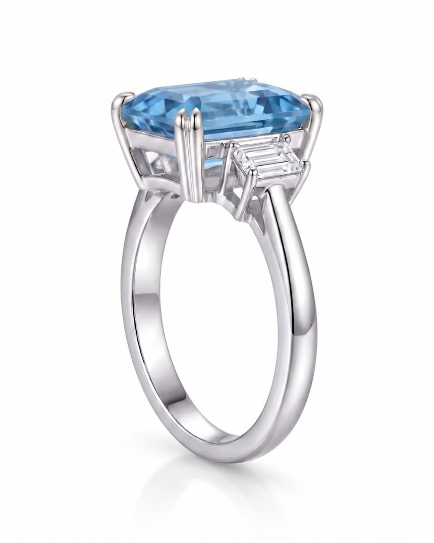 Trilune emerald-cut Aquamarine emerald-diamond step-cut three-stone ring setting in Platinum, top view | SARATTI