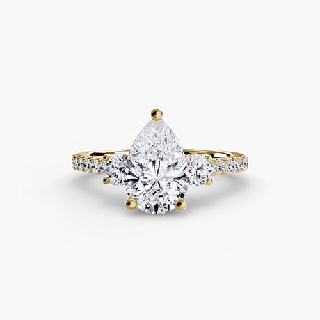VALORIA Pear Cut three-stone pavé ring setting in Yellow Gold | SARATTI