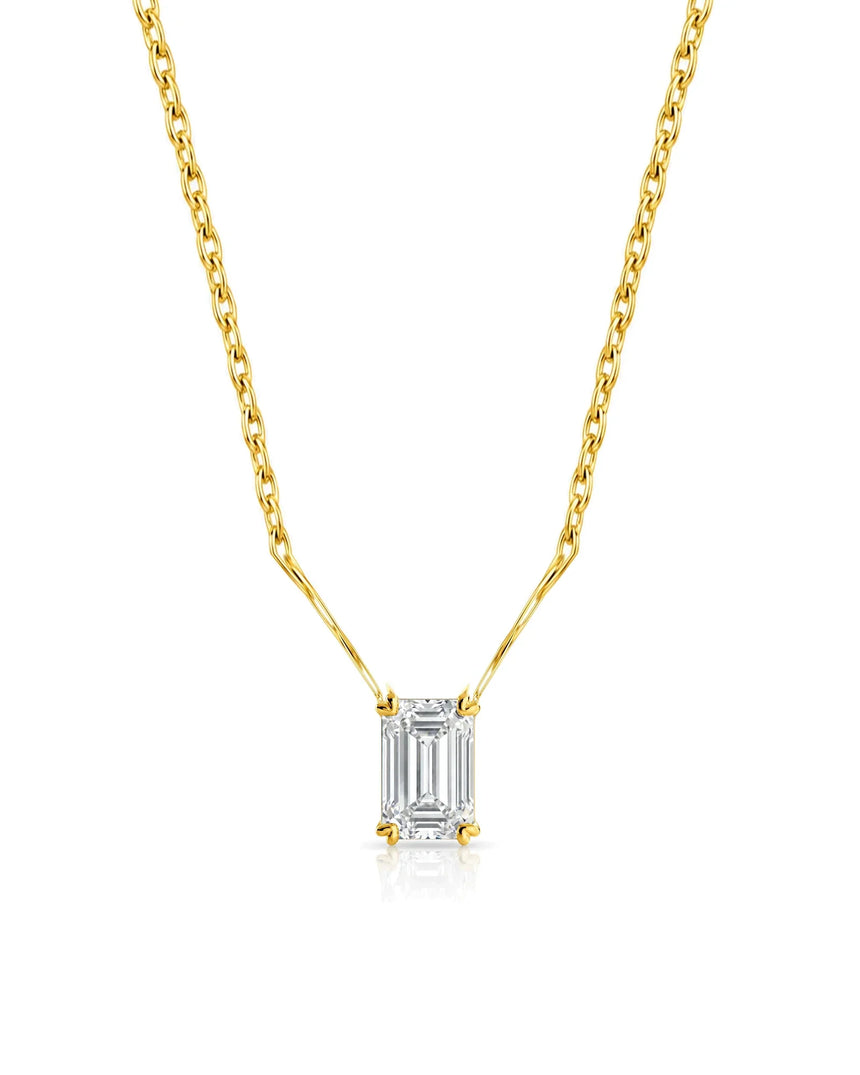 VERA Heart-Prong Emerald Cut solitaire necklace setting in yellow gold, front view | SARATTI Fine Jewelry