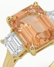 yellow gold emerald cut Topaz setting with bright step-cut diamonds - SARATTI