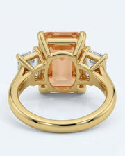 yellow gold emerald cut Topaz setting with bright step-cut diamonds | SARATTI