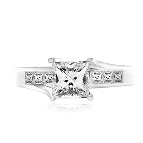 SIENA Princess Cut Diamond Twisted Shank Ring | Modern Gem Jewelry | Saratti