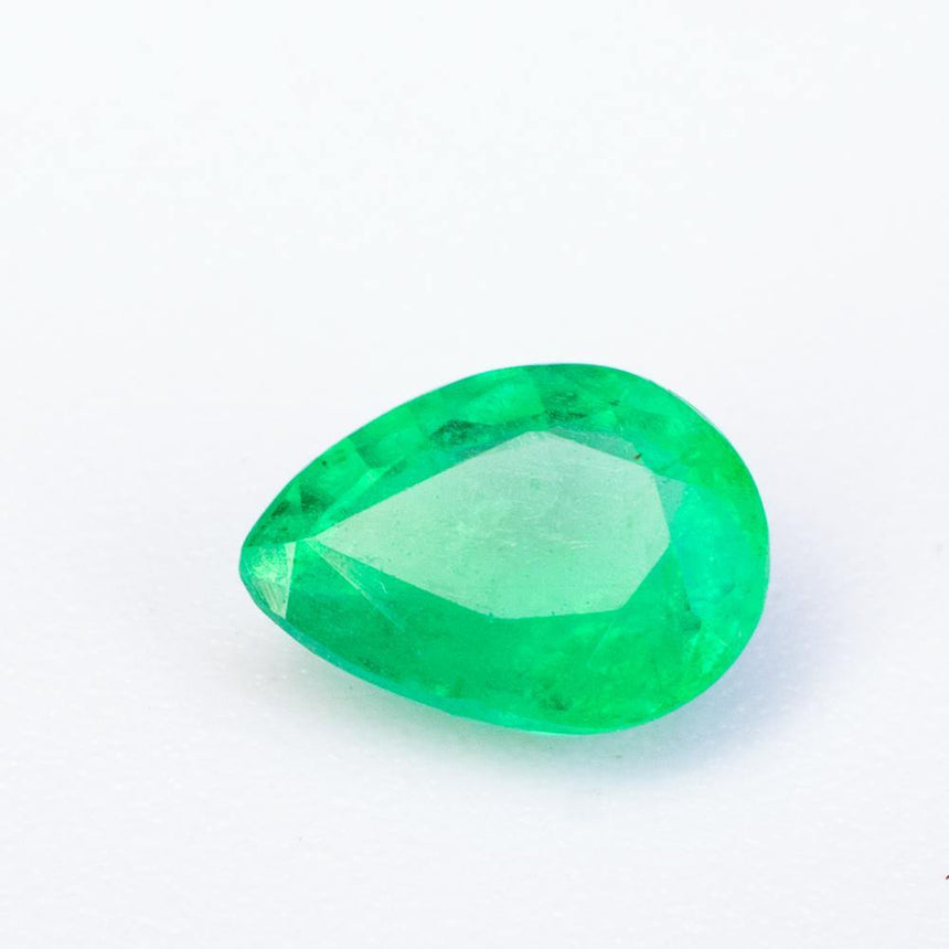 0.65 Carats pear cut natural emerald gemstone 