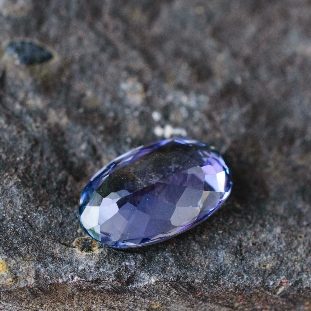 1.52 Carats Oval Cut Bluish Violet Genuine Natural Tanzanite Gemstone - Modern Gem Jewelry 
