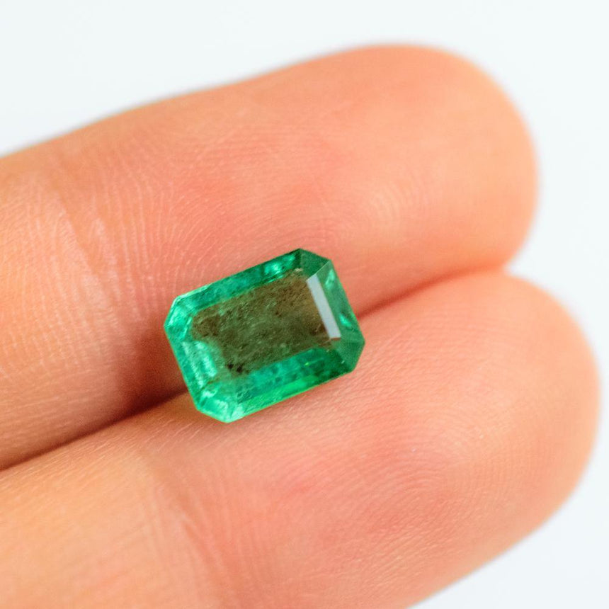 Natural Emerald Gem for Emerald Jewellery - Modern Gem Jewelry