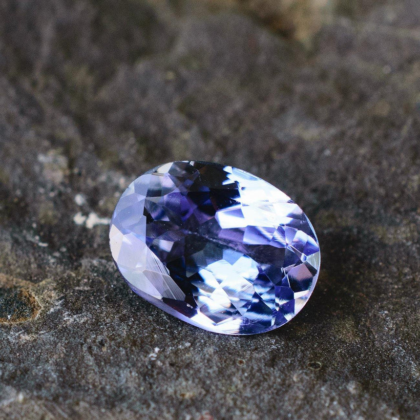 1.6 Carats Oval Cut Bluish Violet Natural Tanzanite Loose Gemstone - Modern Gem Jewelry 