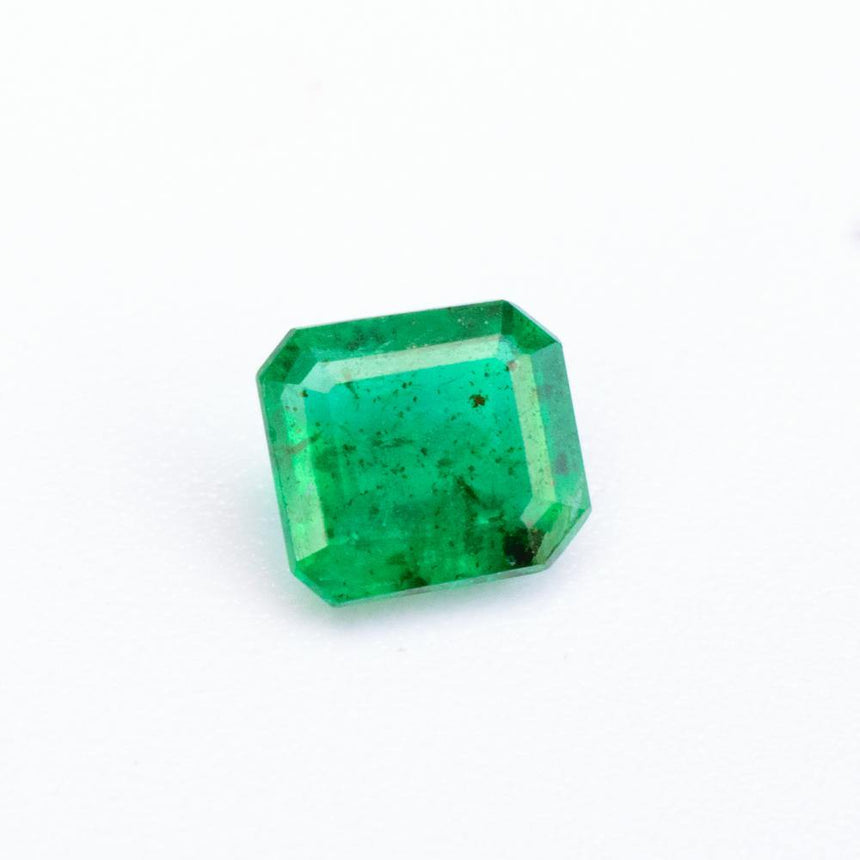 0.47 Carats Fine & Loose 100% Earth Mined Natural Emerald Gemstone - Modern Gem Jewelry 