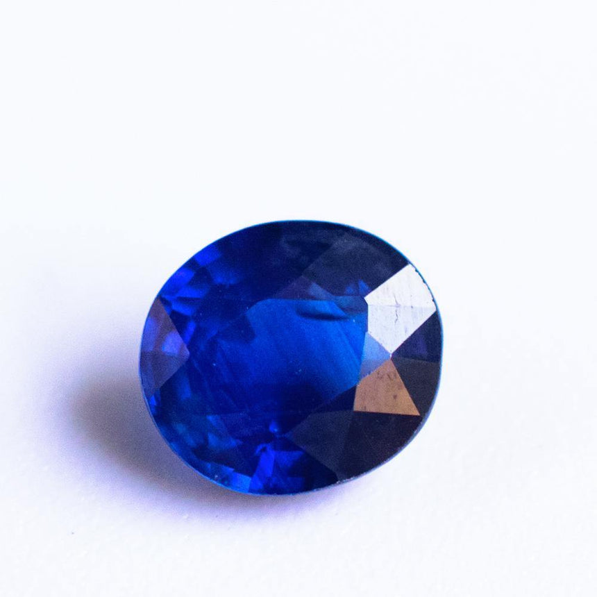 Natural Sapphire Gemstone | Oval Cut Medium Fine Blue | 1.33 Carats Heated | Custom Jewelry | Modern Gem Jewelry