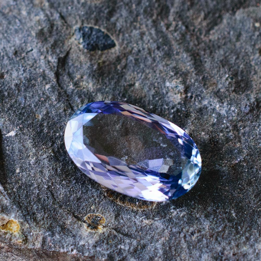 1.52 Carats Oval Cut Bluish Violet Genuine Natural Tanzanite Gemstone - Modern Gem Jewelry 