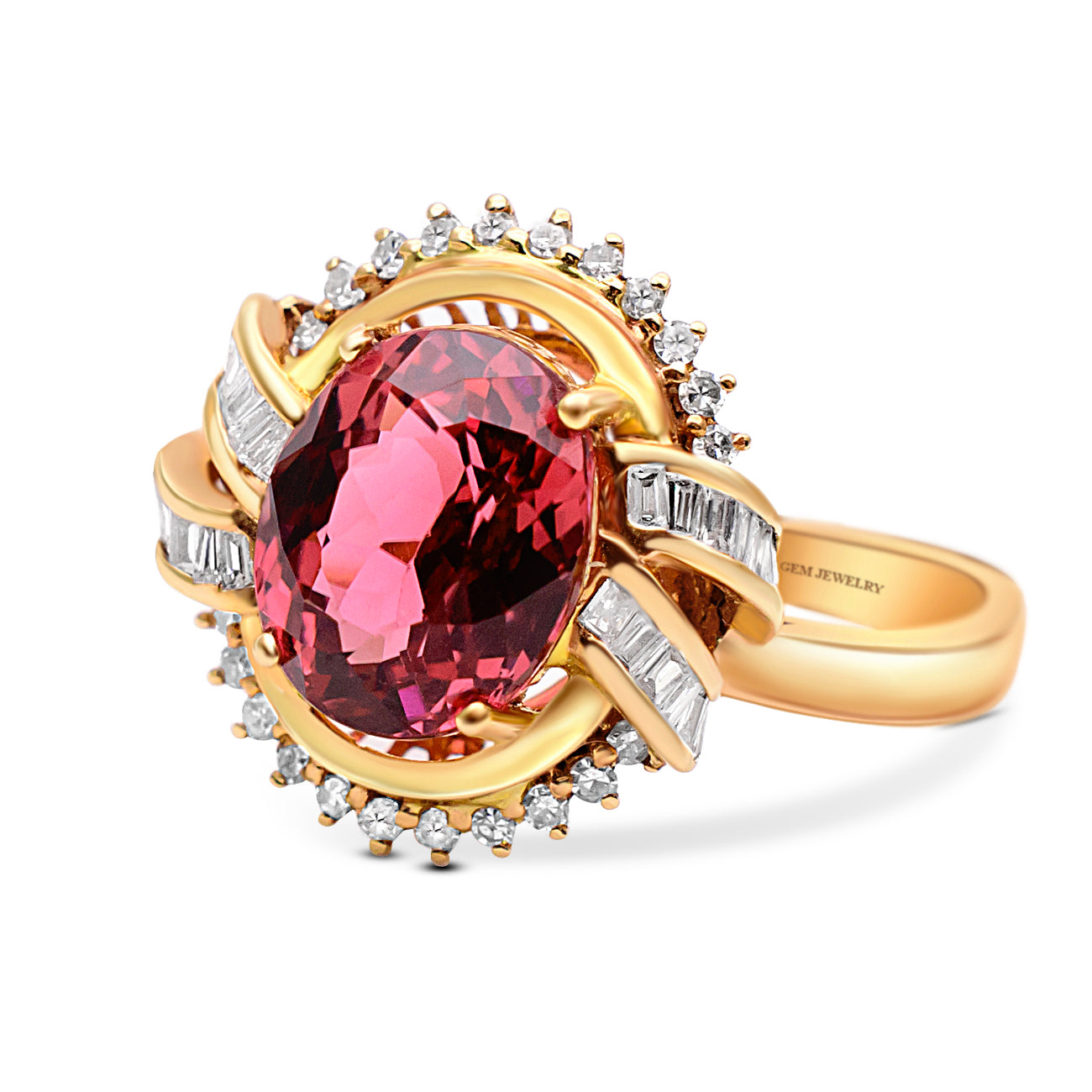 Tourmaline Ring With T-Shaped Diamonds In Yellow Gold | Custom Rings | Modern Gem Jewelry | Saratti 