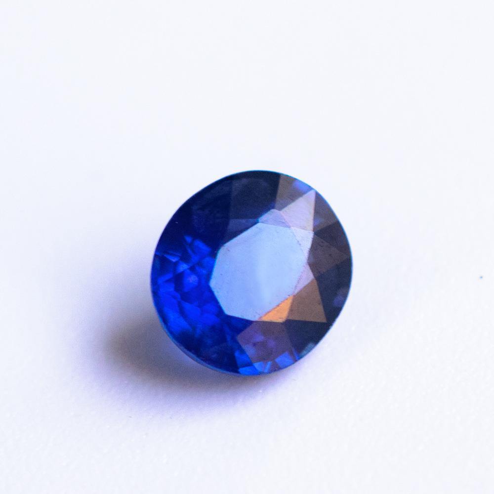 Natural Sapphire Gemstone | Oval Cut Medium Fine Blue | 1.33 Carats Heated | Custom Jewelry | Modern Gem Jewelry