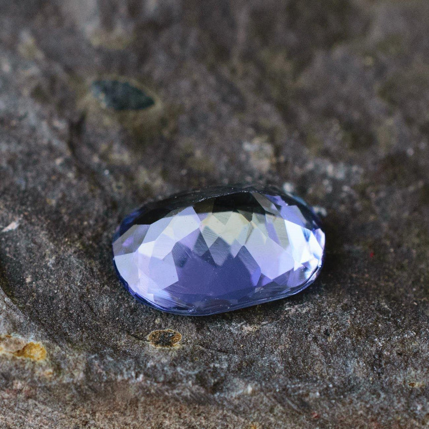 1.6 Carats Oval Cut Bluish Violet Natural Tanzanite Loose Gemstone - Modern Gem Jewelry 