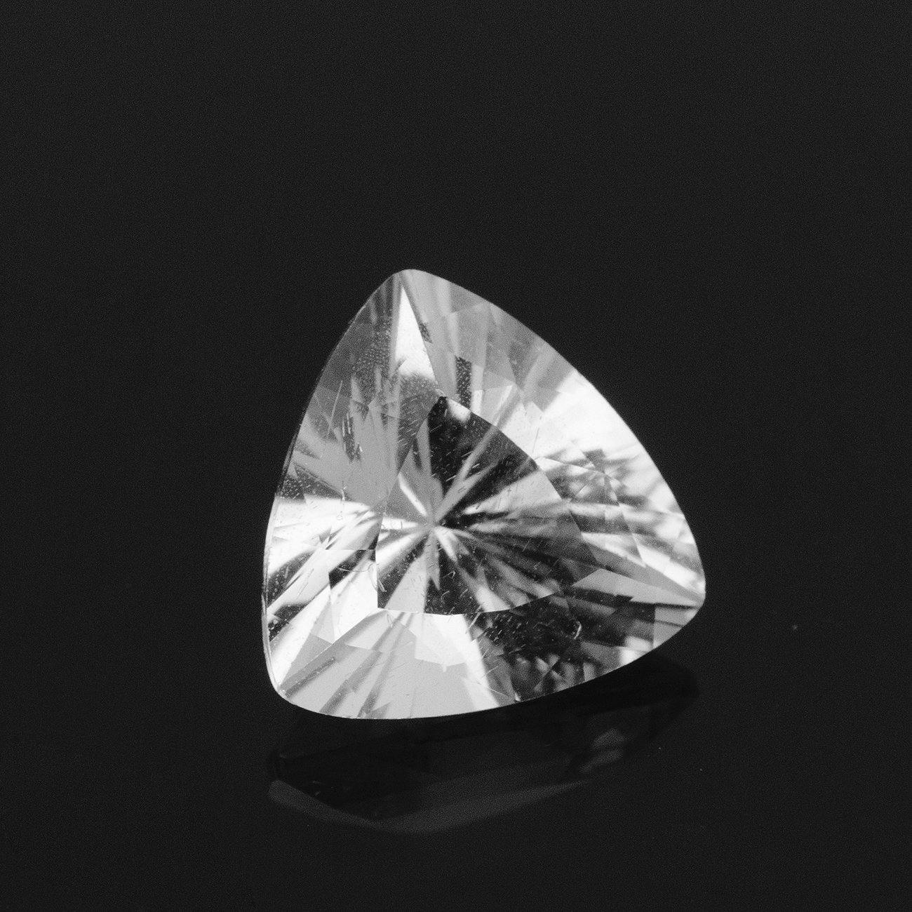 Amazing 3.23 Carats Trillion Shape Natural Danburite Loose Gemstone - Modern Gem Jewelry 