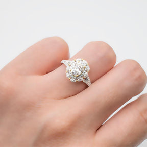 Oval Moissanite Engagement Rings in 18K White and Yellow Gold | Custom Handmade Rings | Modern Gem Jewelry