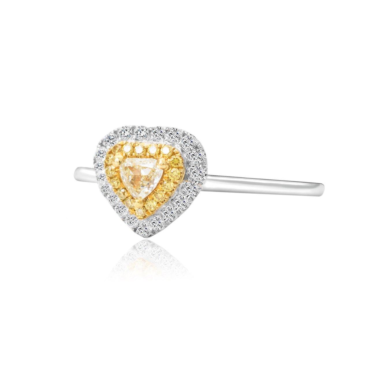 Timeless MAUREEN Pear Shape Yellow Diamond Ring | Modern Gem Jewelry | Saratti