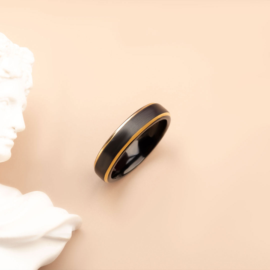 Two Tone Mens Wedding Band in Black and Yellow Gold | Custom Rings | Modern Gem Jewelry | Saratti