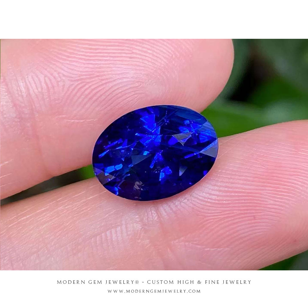 Natural Sapphire Gemstone | Oval Cut Royal Blue Heirloom | 9.05 carat GUILD Certified Unheated | Custom Jewelry| Modern Gem Jewelry