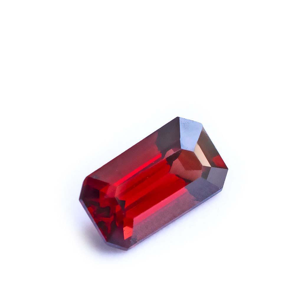 1.19 Carats Intense Red Natural Spinel Octagonal Shape | 4.7mmx8.3mm - Modern Gem Jewelry 