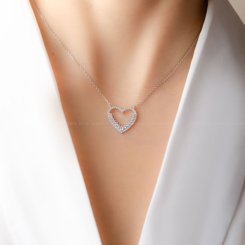 Love Pendant In 18K White Gold | Saratti