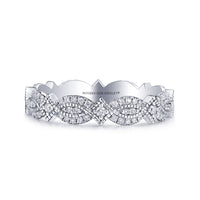 Art Nouveu Wedding Band with Diamonds in White Gold