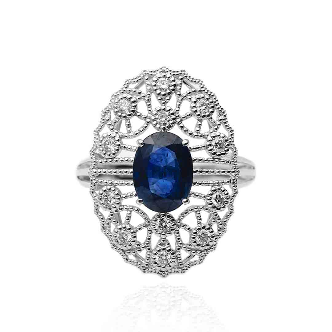 Oval Sapphire Ring in 18K White Gold | Modern Gem Jewelry | Saratti