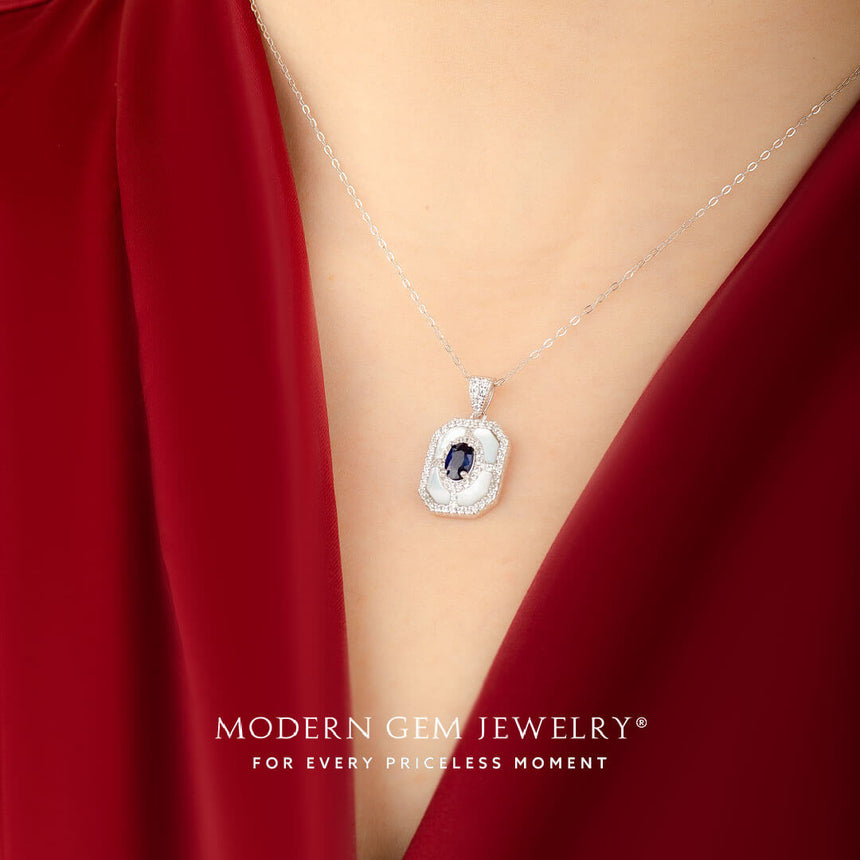 Sparkling Blue Sapphire and Diamond Pendant in 18K White Gold | Saratti